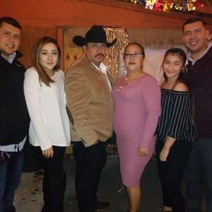 Meet your Posher, Maribel